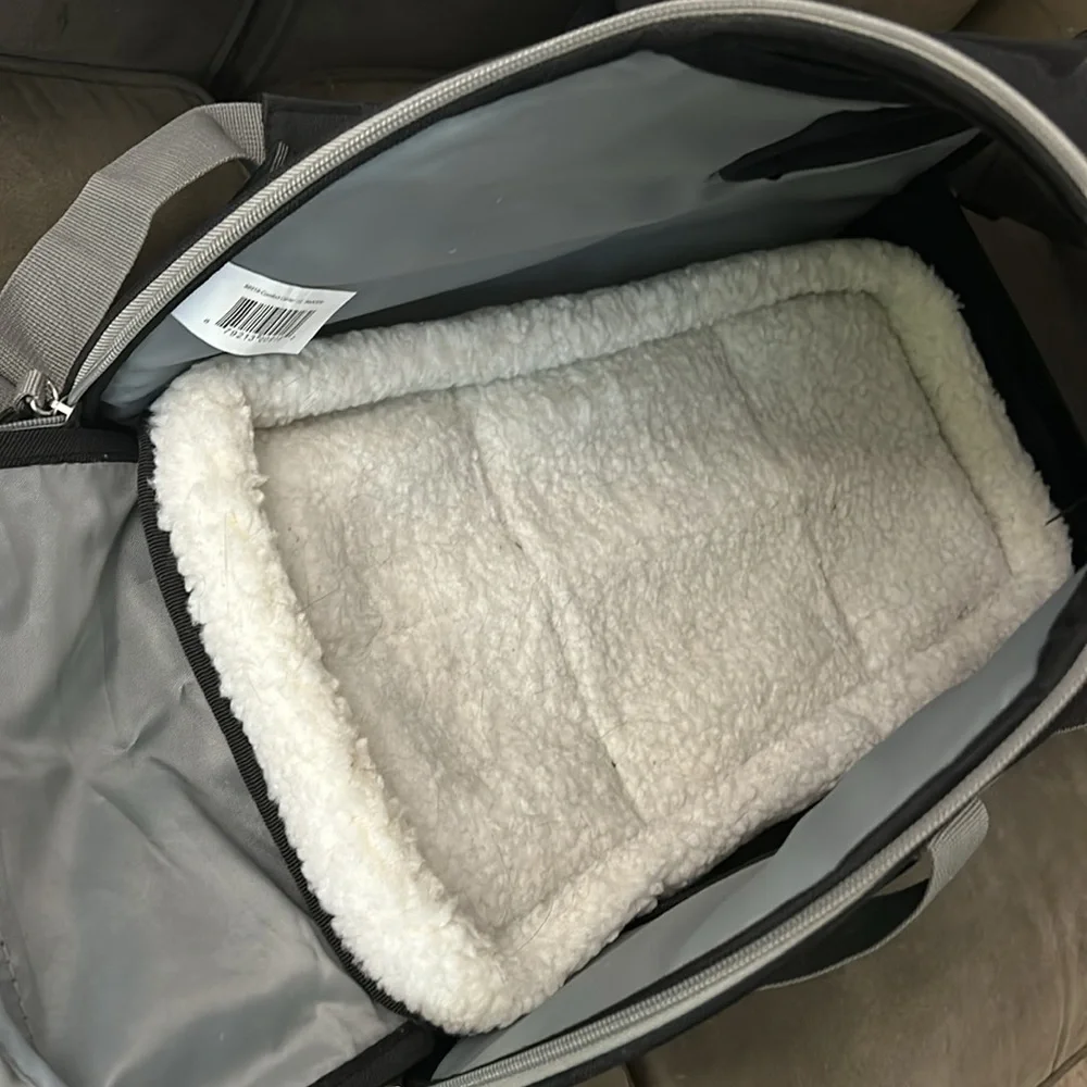 Bergman pet carrier duffle bag shoulder strap or handles
